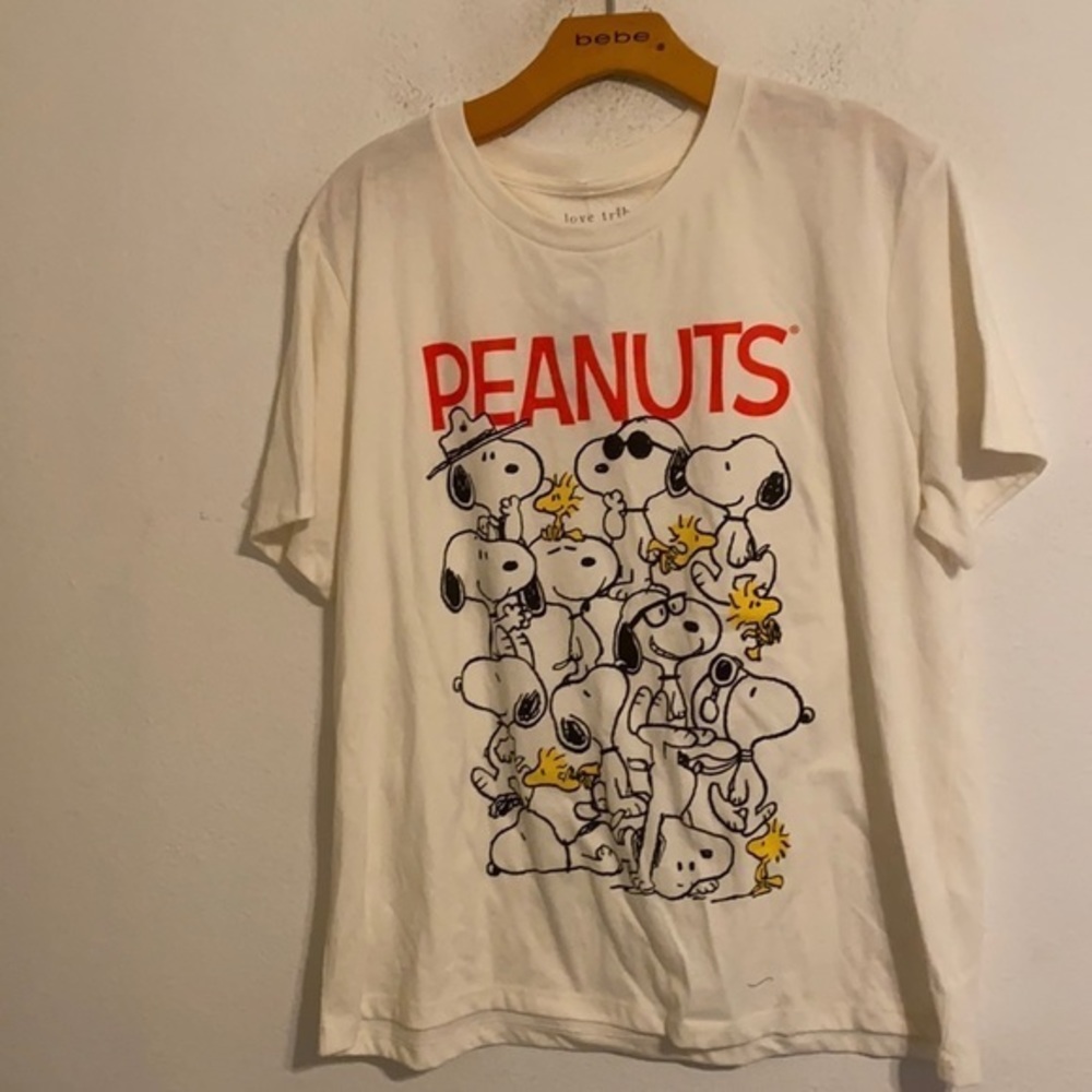 Love Tribe T-Shirt Size XL
